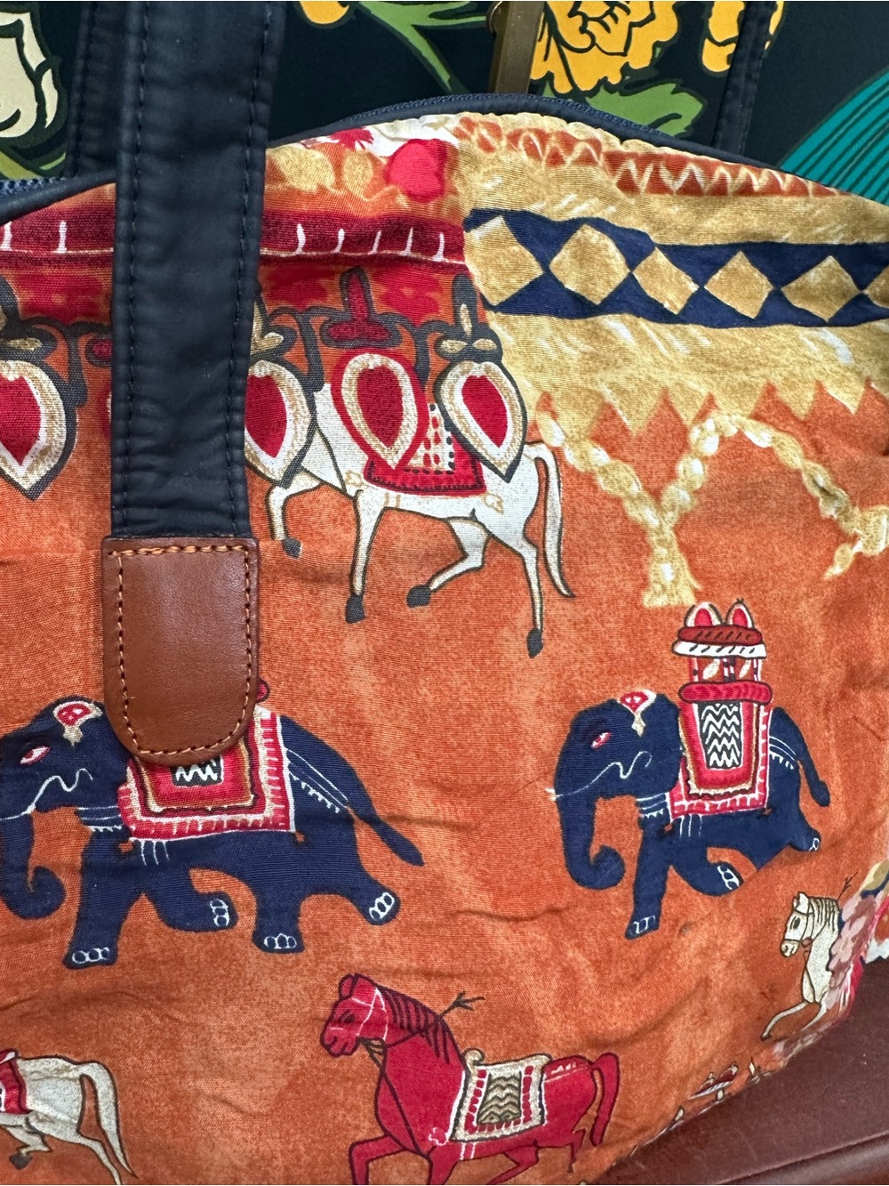Vintage Bally Elephant Horse Floral Print Large Shoulder Tote - Picture 13 of 16